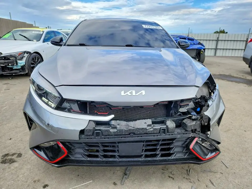 2023 KIA FORTE GT LINE  