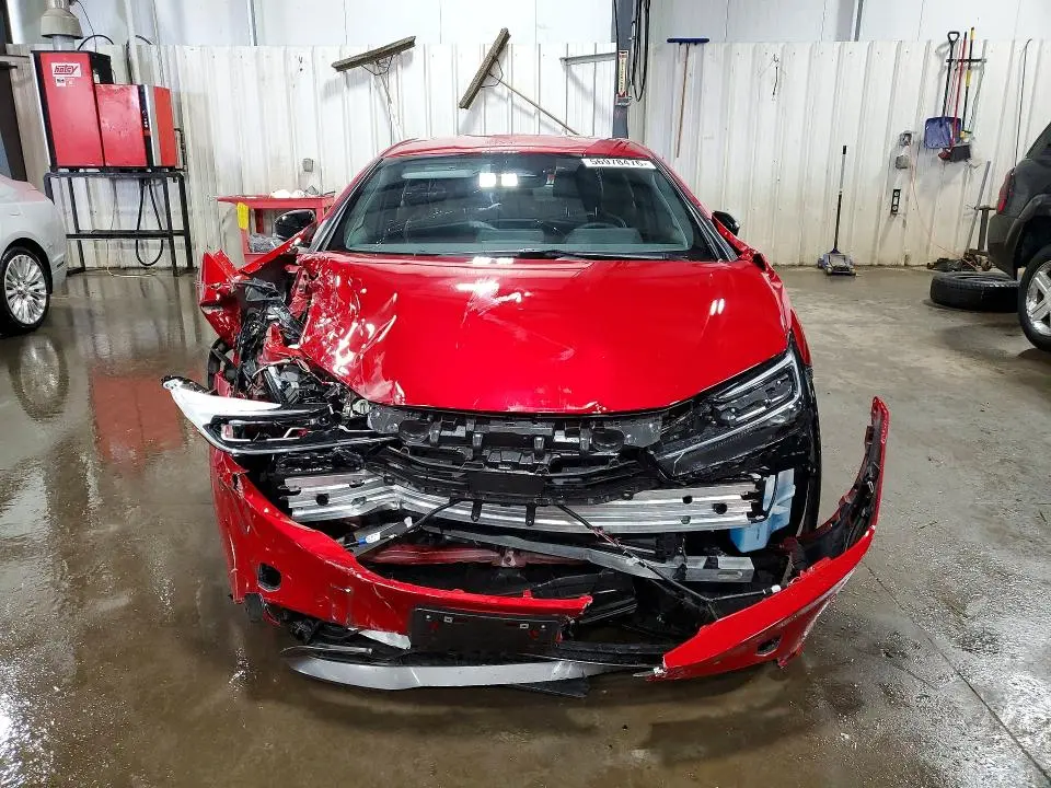 2025 TOYOTA PRIUS XLE  
