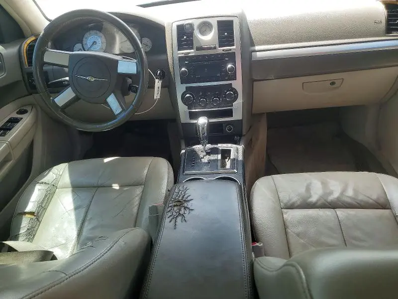 2010 CHRYSLER 300 TOURING  