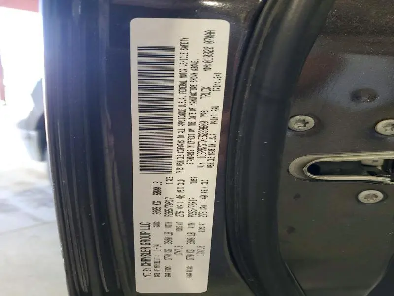 2014 RAM 1500 SLT  
