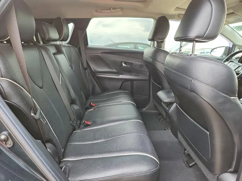 2013 TOYOTA VENZA XLE  