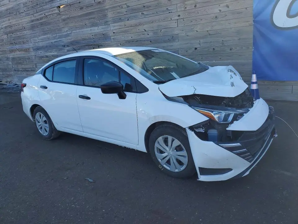 2023 NISSAN VERSA S  