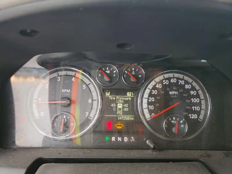 2012 DODGE RAM 1500 SLT  