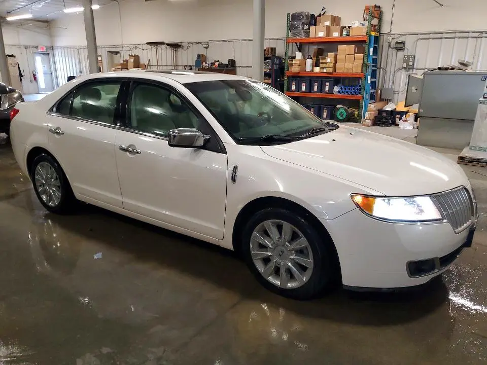2012 LINCOLN MKZ   