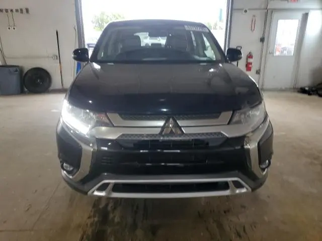 2019 MITSUBISHI OUTLANDER SE  
