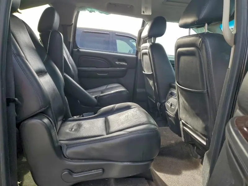 2012 GMC YUKON XL DENALI  