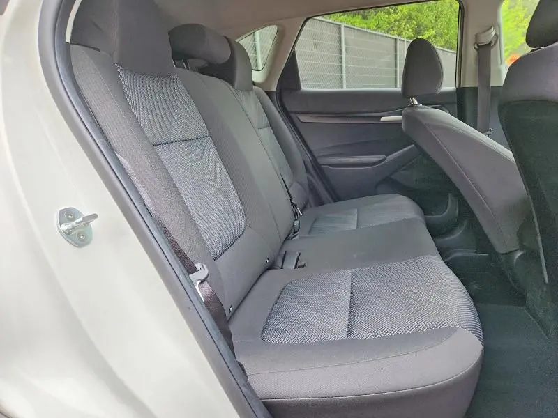 2021 KIA SELTOS LX  