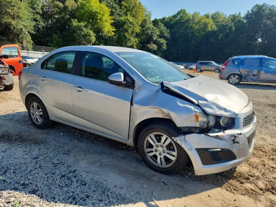 2014 CHEVROLET SONIC LT  