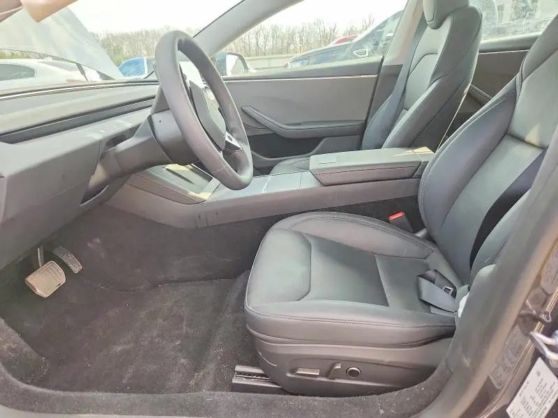 2025 TESLA MODEL 3   