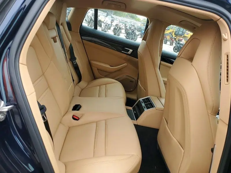 2021 PORSCHE PANAMERA BASE  