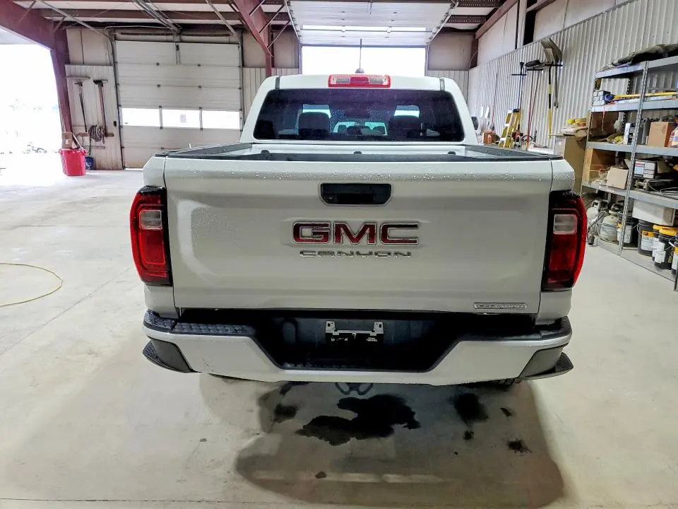 2024 GMC CANYON   