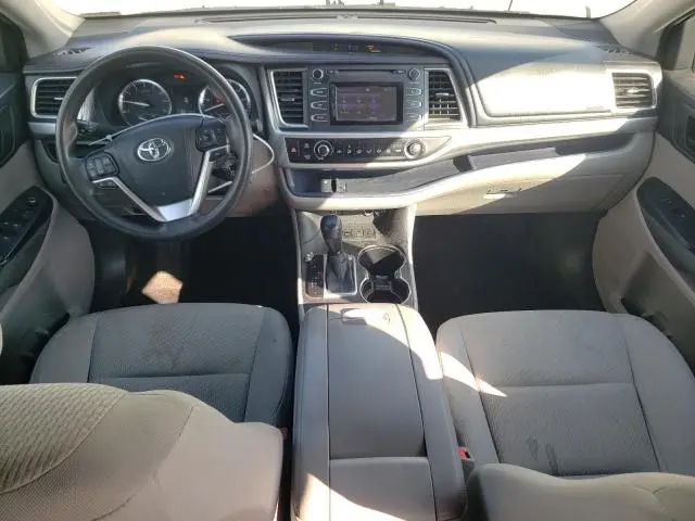 2015 TOYOTA HIGHLANDER LE  