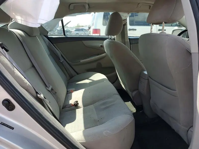 2011 TOYOTA COROLLA LE  