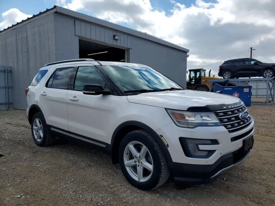 2016 FORD EXPLORER XLT  