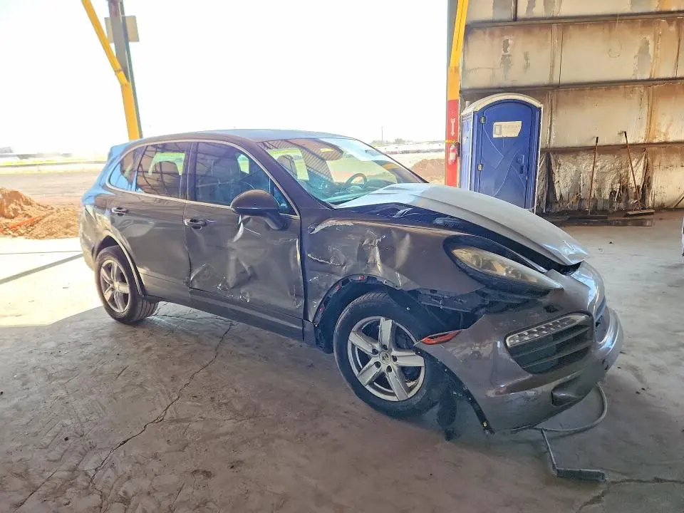 2012 PORSCHE CAYENNE   