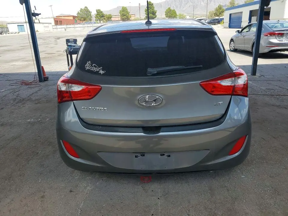 2017 HYUNDAI ELANTRA GT BASE  