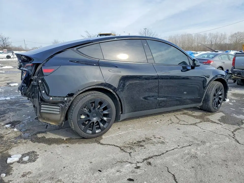 2022 TESLA MODEL Y   
