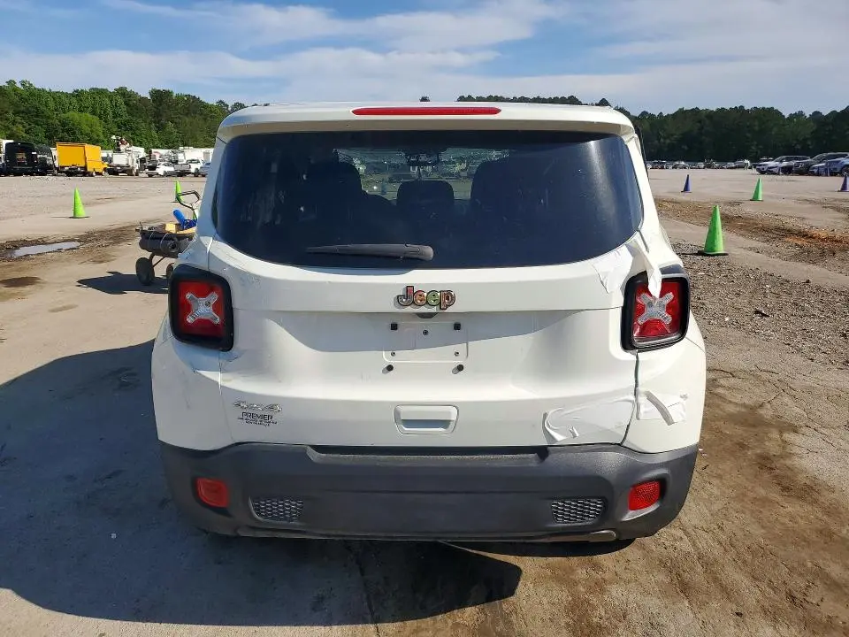 2023 JEEP RENEGADE LATITUDE  