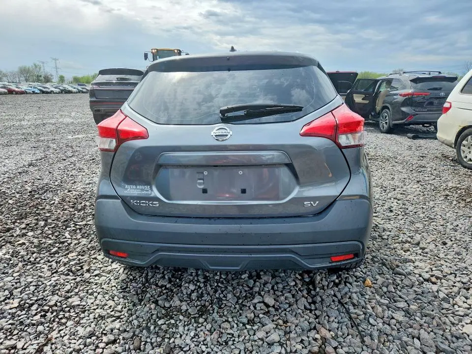 2019 NISSAN KICKS SV  