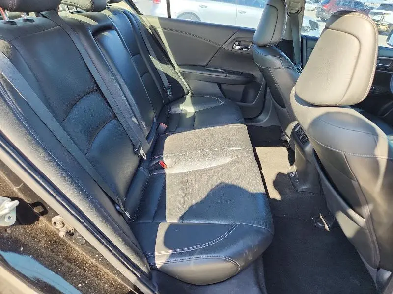 2016 HONDA ACCORD TOURING  