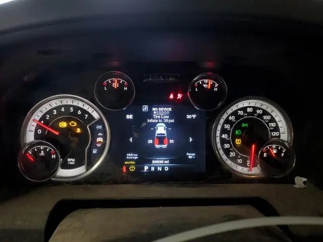 2014 RAM 1500 SLT  