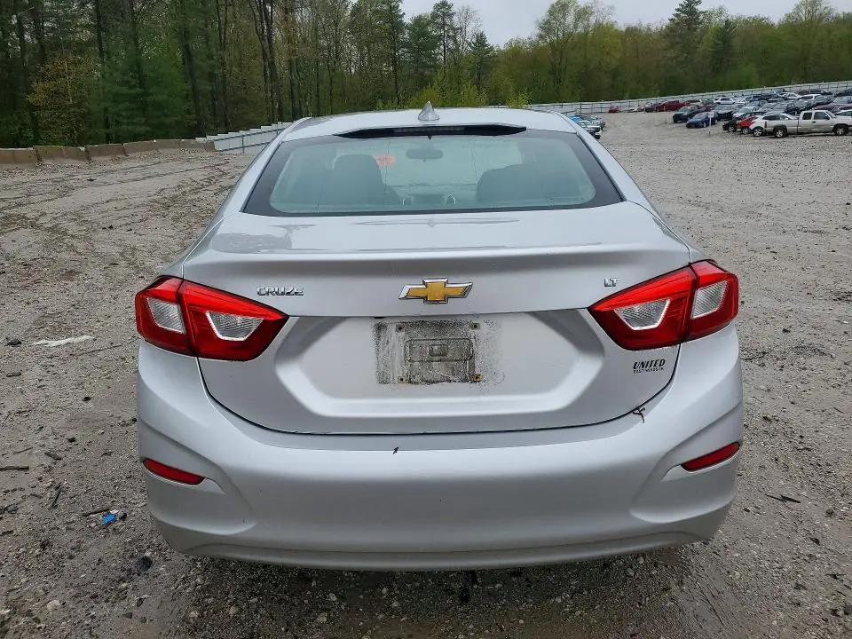 2016 CHEVROLET CRUZE LT  