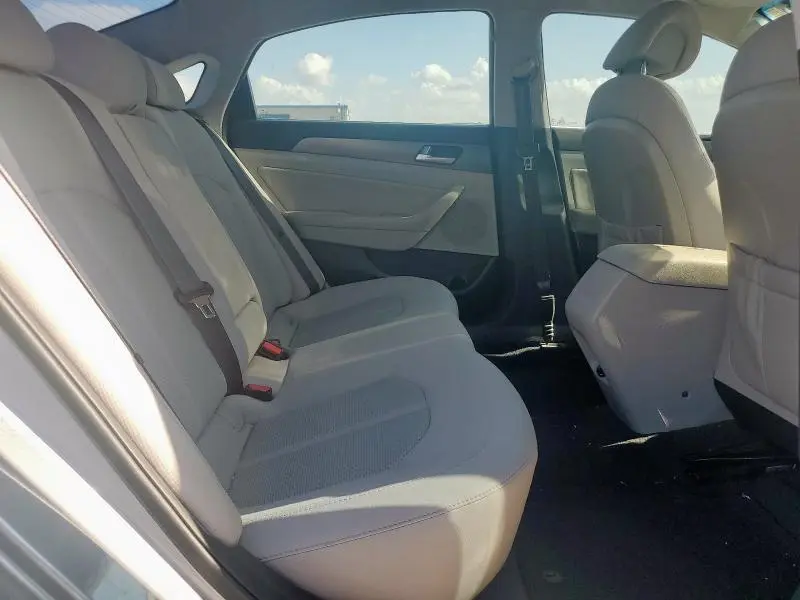 2016 HYUNDAI SONATA SPORT  