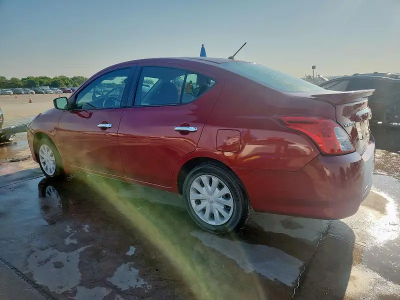 2015 NISSAN VERSA S  