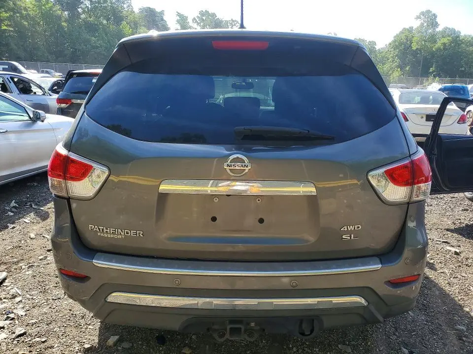 2015 NISSAN PATHFINDER SL  