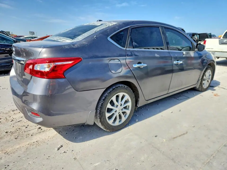 2018 NISSAN SENTRA SV  