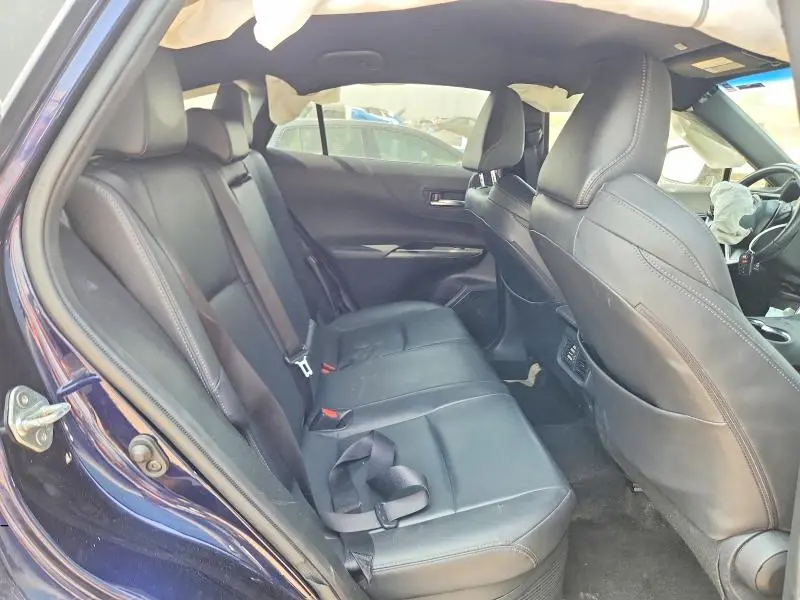 2023 TOYOTA VENZA XLE  
