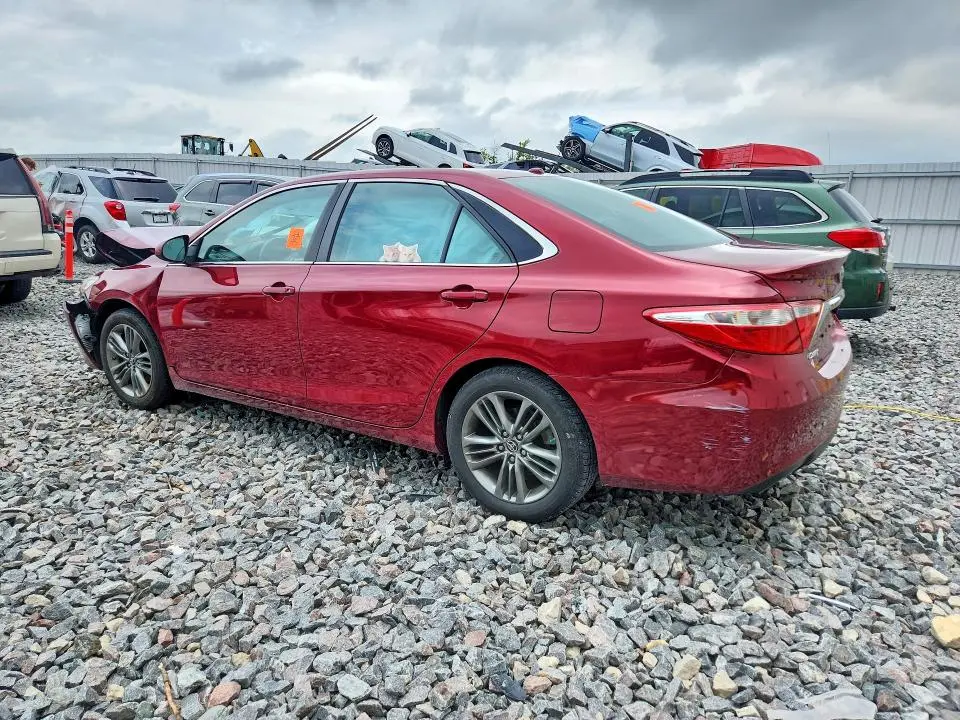 2017 TOYOTA CAMRY SE  