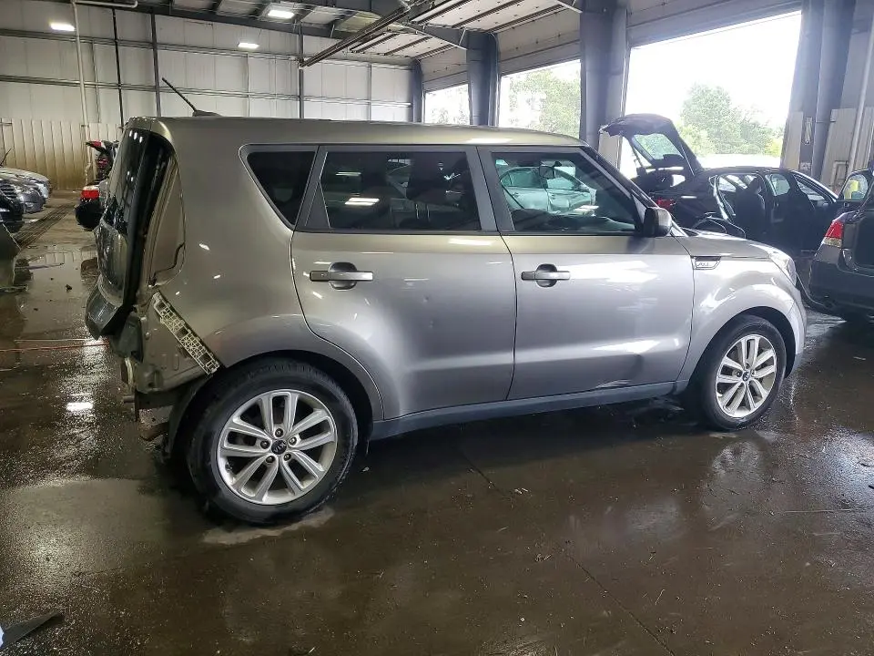 2018 KIA SOUL +  