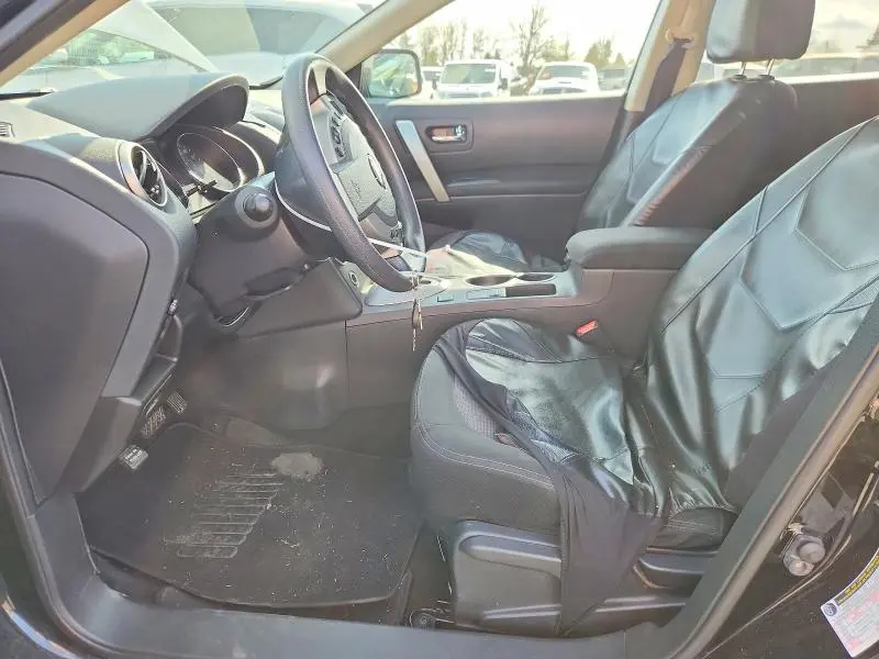 2012 NISSAN ROGUE S  
