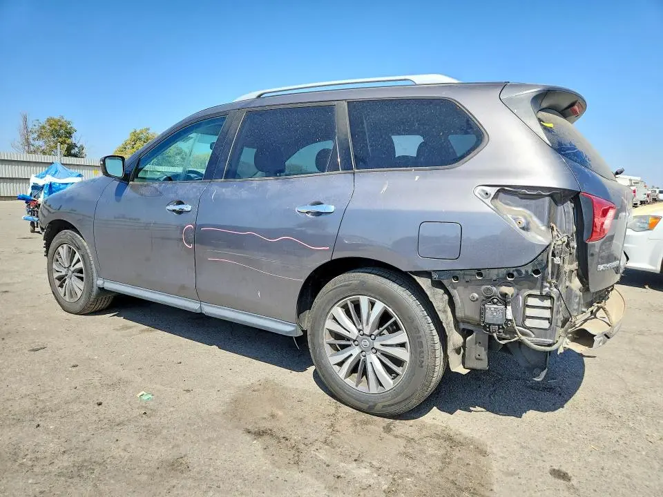 2019 NISSAN PATHFINDER SV  