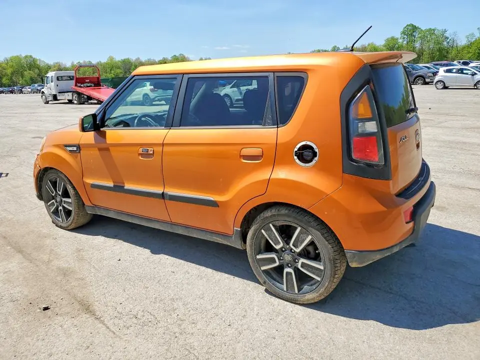 2010 KIA SOUL +  