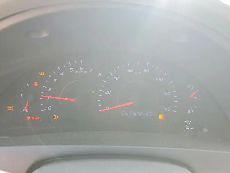 2011 TOYOTA CAMRY LE  