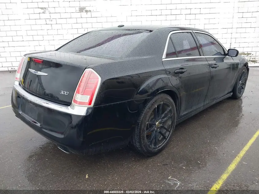 2013 CHRYSLER 300 MOTOWN