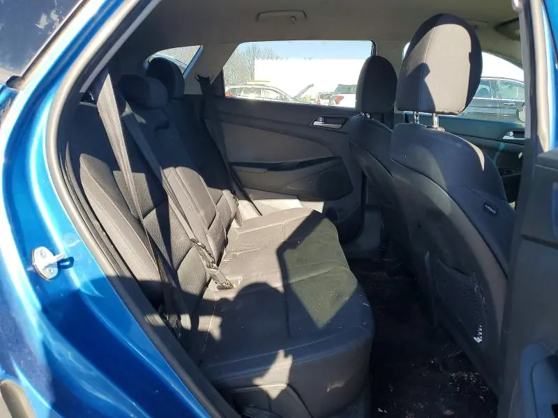 2019 HYUNDAI TUCSON SE  