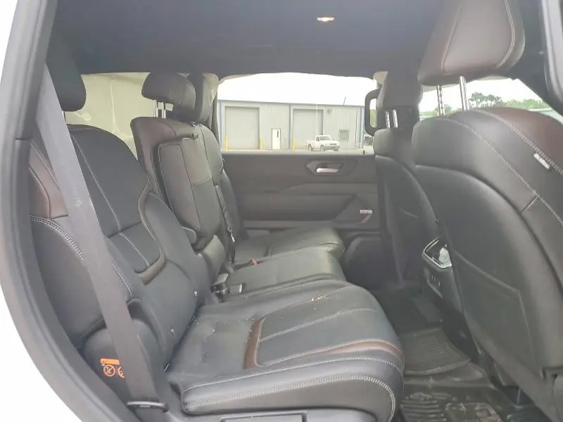 2025 NISSAN ARMADA SL  