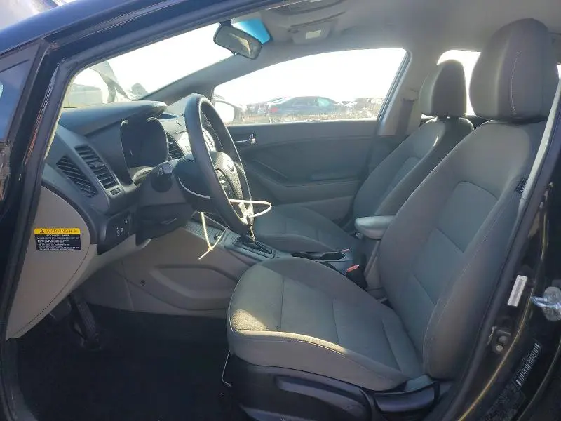 2015 KIA FORTE LX  