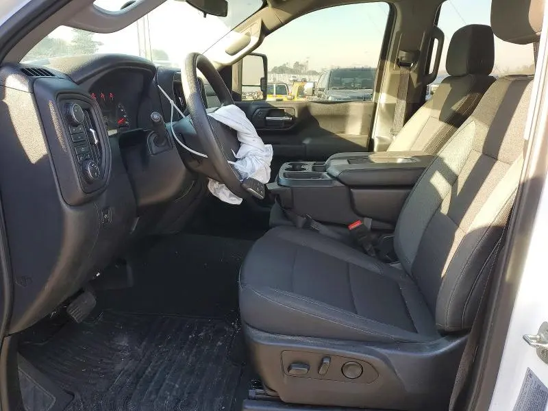 2025 CHEVROLET SILVERADO K2500 CUSTOM  