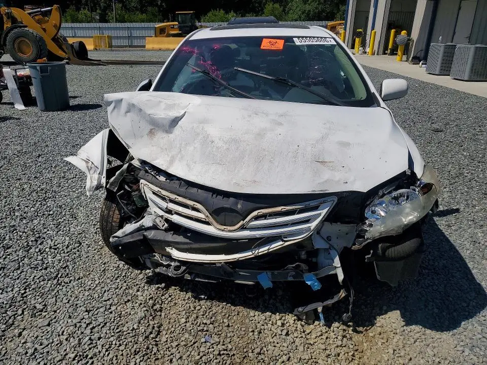 2013 TOYOTA COROLLA LE  