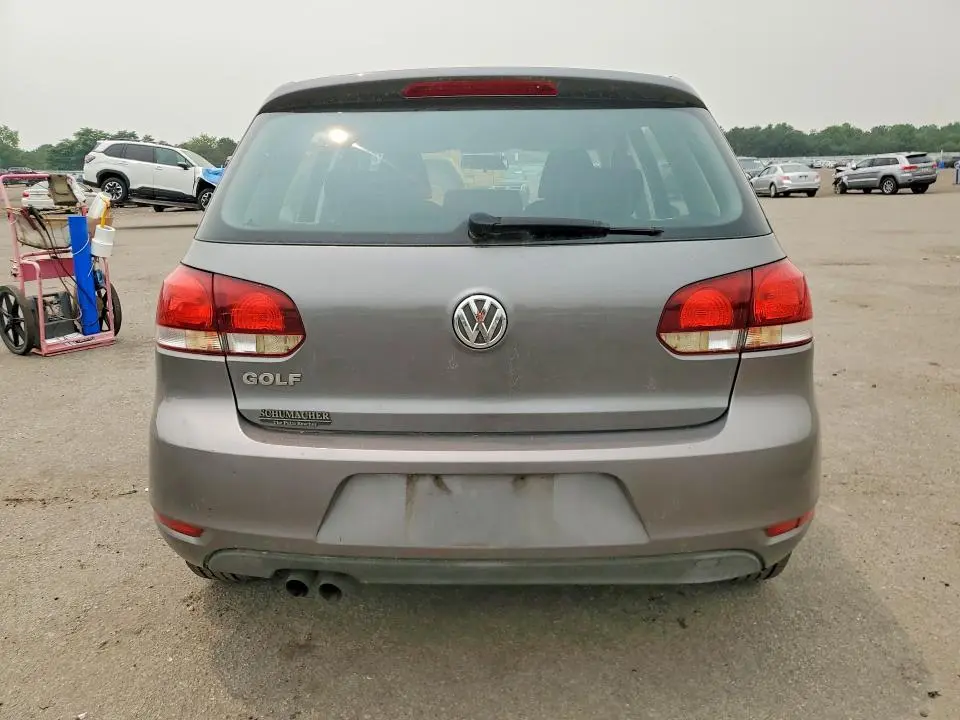 2010 VOLKSWAGEN GOLF   