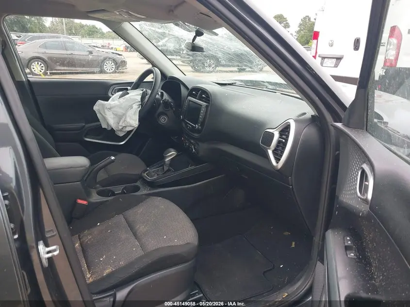 2022 KIA SOUL LX