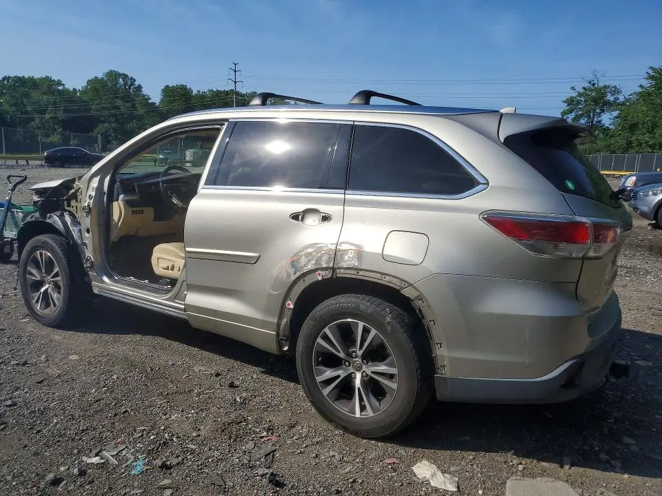 2016 TOYOTA HIGHLANDER XLE  