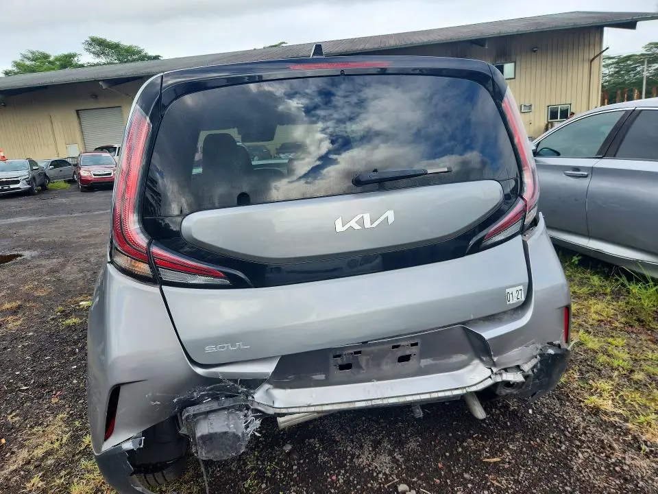 2025 KIA SOUL LX  