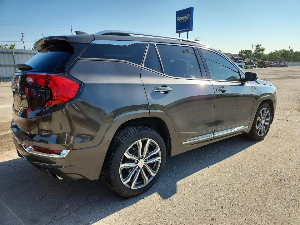 2019 GMC TERRAIN DENALI  