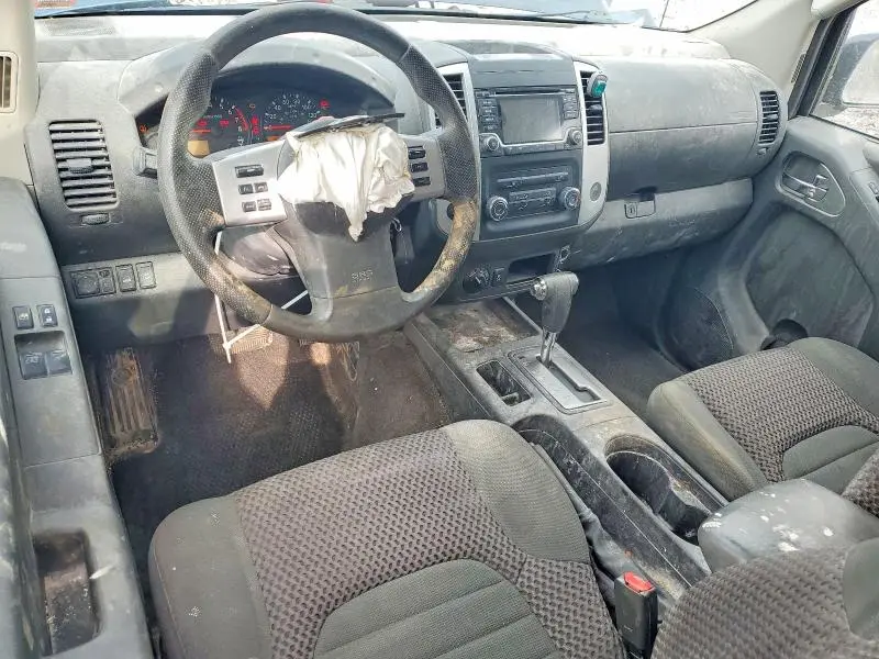 2015 NISSAN FRONTIER SV V6  