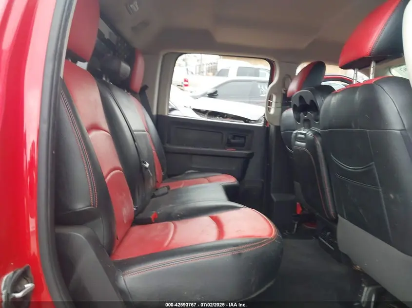 2016 RAM 1500 EXPRESS